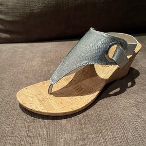 WHITE MOUNTAIN Women's Aida silver Wedge Sandal